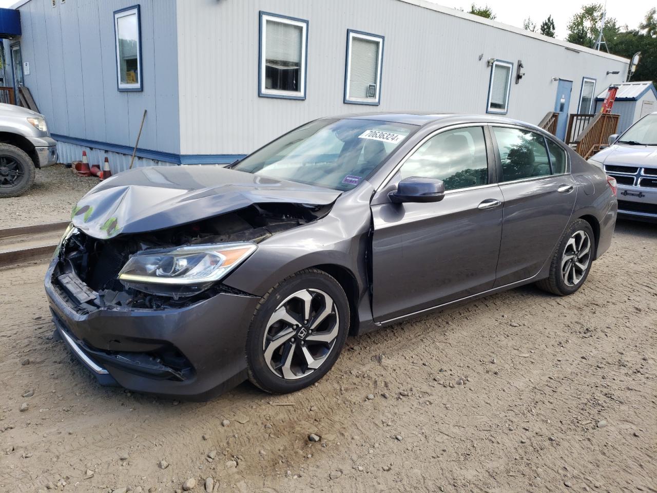 Lot #2962328018 2017 HONDA ACCORD EXL