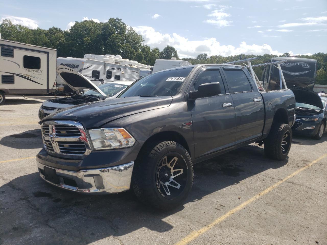 RAM 1500 2015 SLT