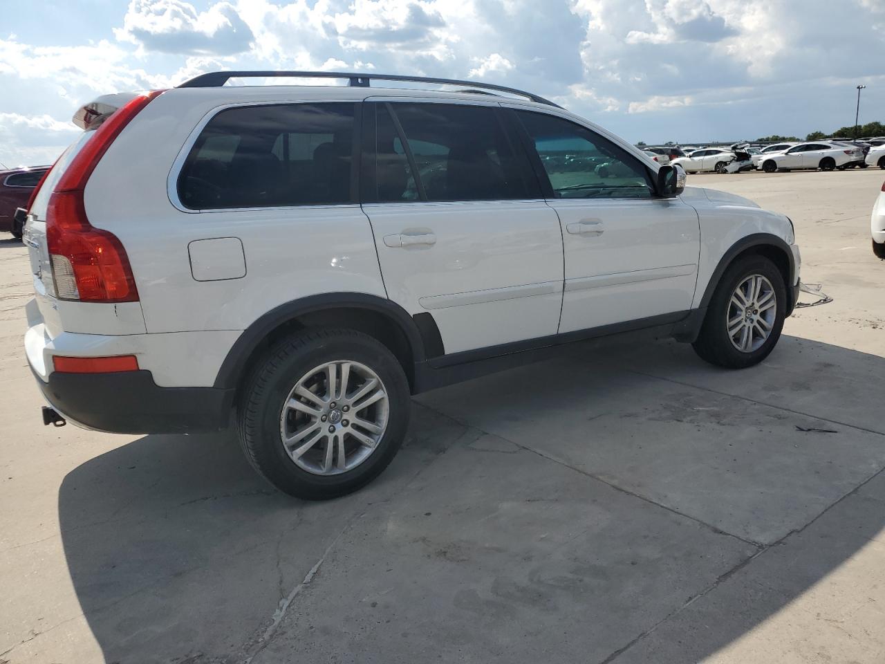 Lot #2977056677 2010 VOLVO XC90 3.2