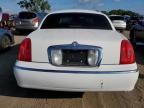 LINCOLN TOWN CAR S photo