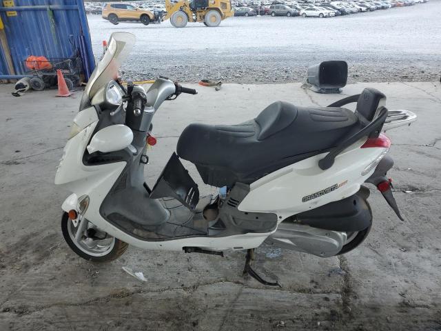 KYMCO USA INC 250 SCOOTE 2009 white  gas RFBS4K1969B370590 photo #4