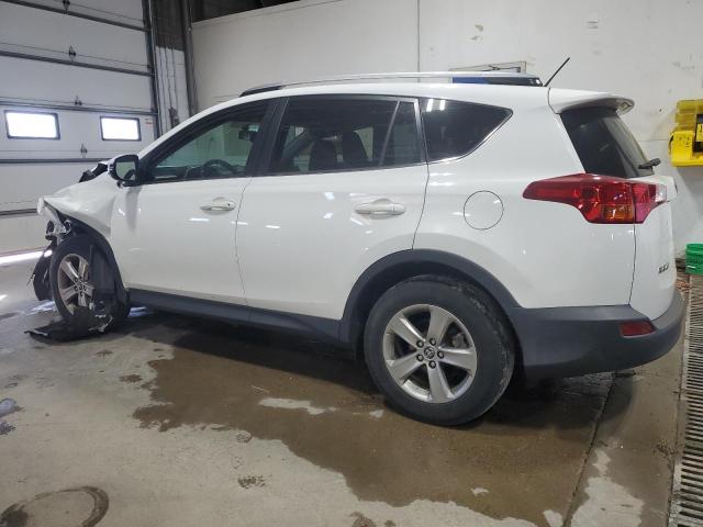 VIN JTMRFREV6FJ031951 2015 Toyota RAV4, Xle no.2