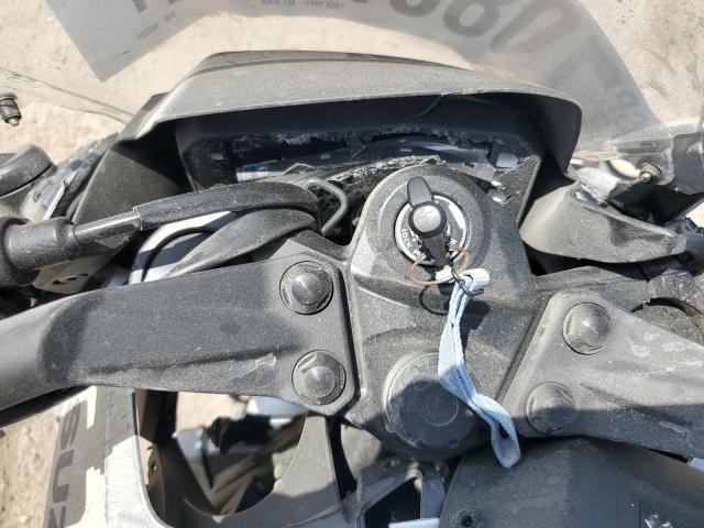 2024 SUZUKI GSX800 F JS1EM13B5R7103331