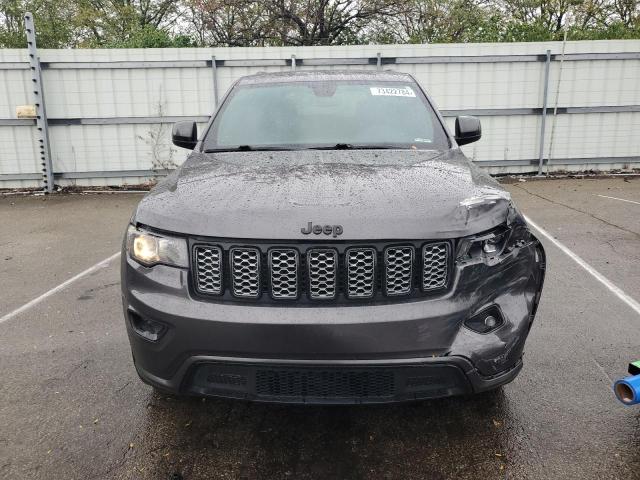 VIN 1C4RJFAG8JC375606 2018 Jeep Grand Cherokee, Laredo no.5