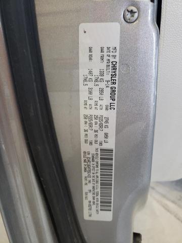 2015 CHRYSLER TOWN & COU - 2C4RC1BGXFR561433