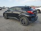 TOYOTA C-HR XLE снимка