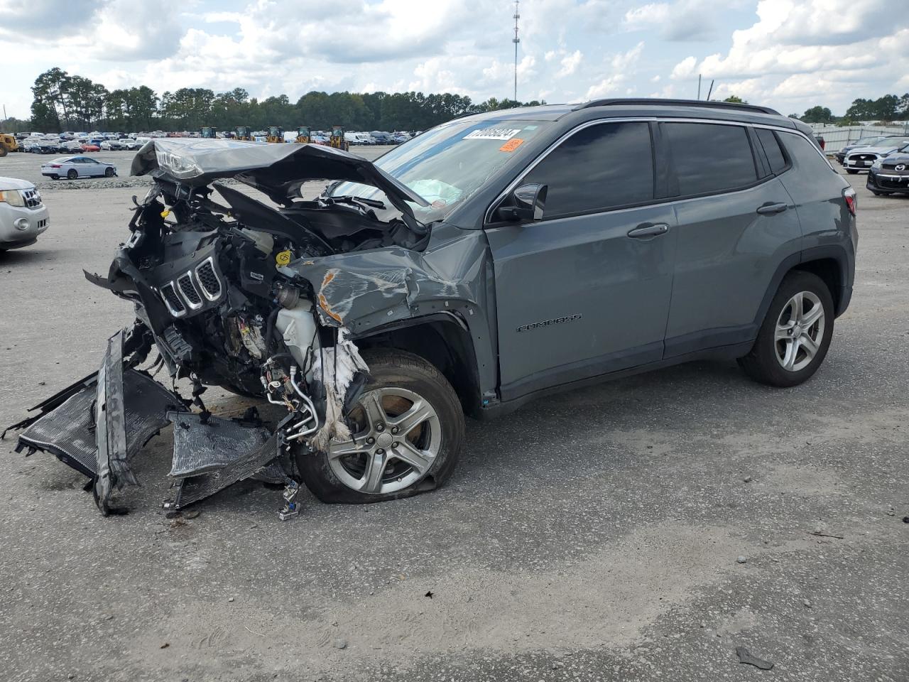 Lot #2935902940 2023 JEEP COMPASS LA