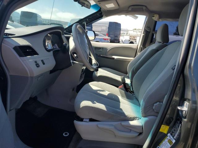 VIN 5TDZK3DC9DS318418 2013 Toyota Sienna no.7