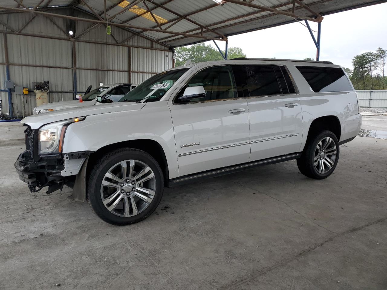 GMC Yukon XL 2018 Denali