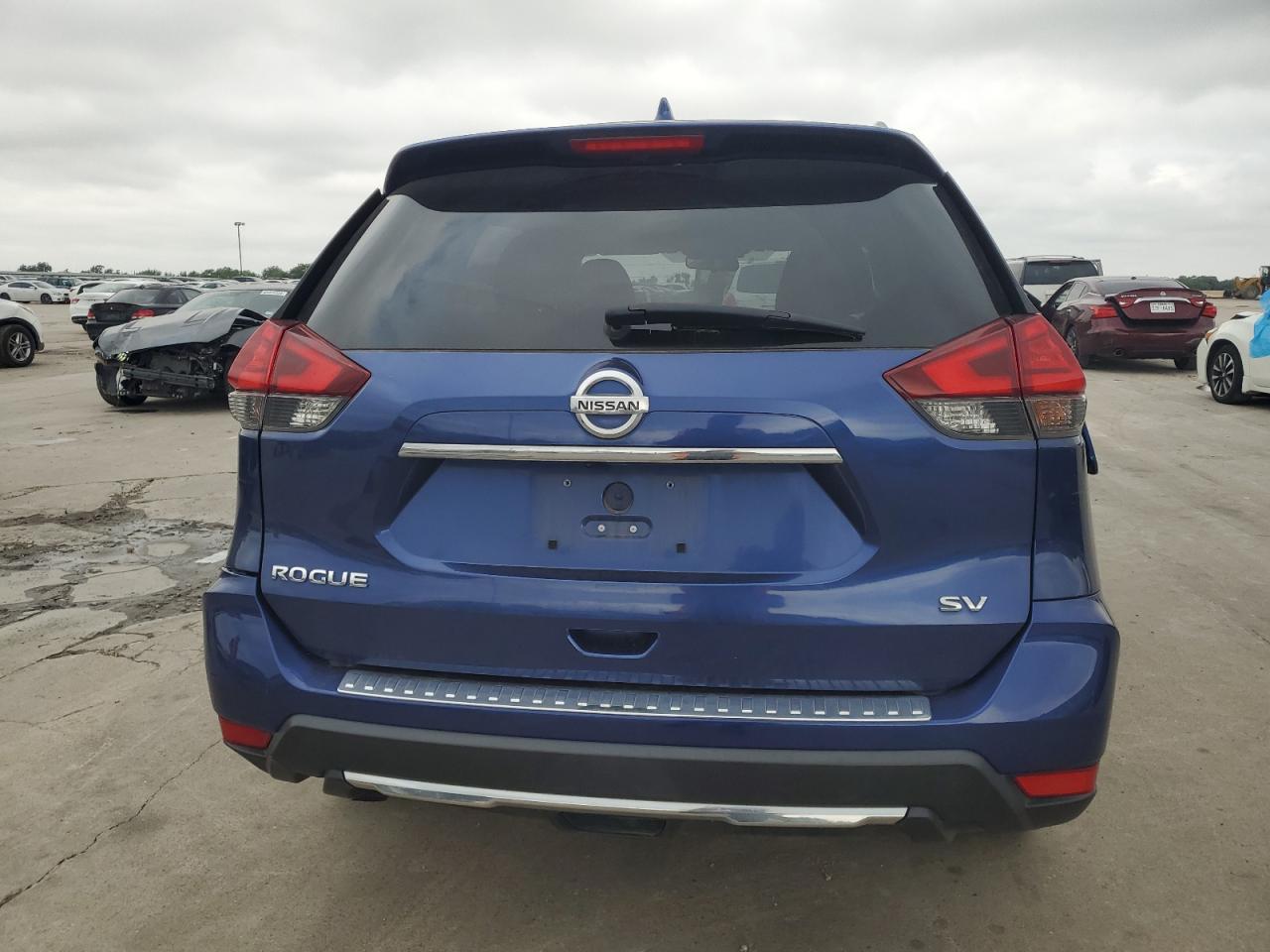 Lot #2953145640 2017 NISSAN ROGUE S