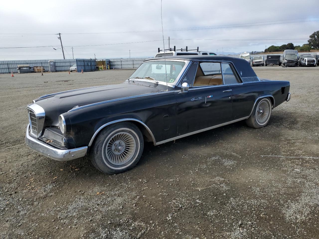 STUDEBAKER SEDAN 1964 black   64V2052 photo #1