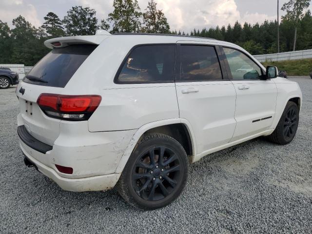 VIN 1C4RJFAG1HC935668 2017 Jeep Grand Cherokee, Laredo no.3