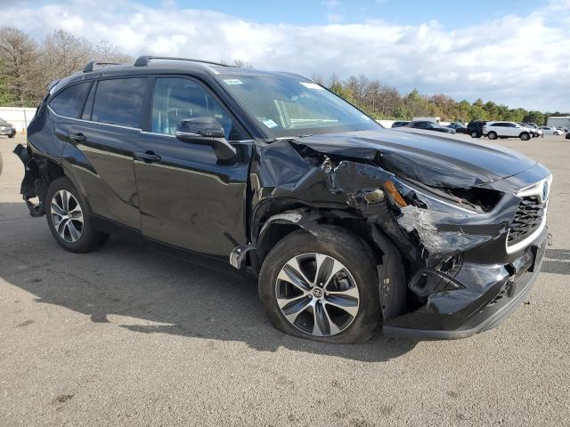 VIN 5TDKARAH9PS524690 2023 Toyota Highlander, Hybri... no.4