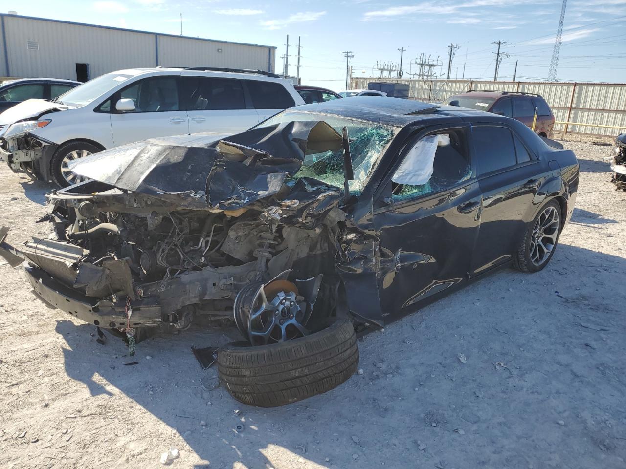  Salvage Chrysler 300