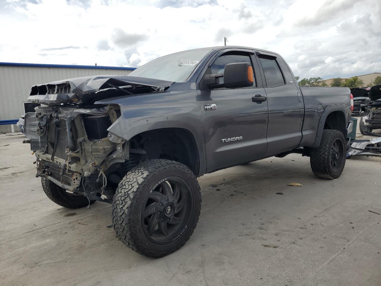 Lot #3027036763 2016 TOYOTA TUNDRA DOU