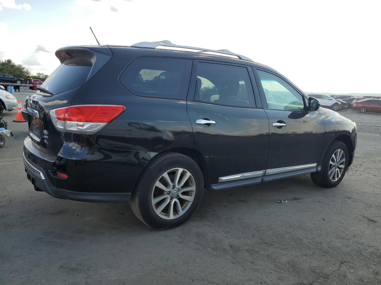 Lot #3033013005 2013 NISSAN PATHFINDER