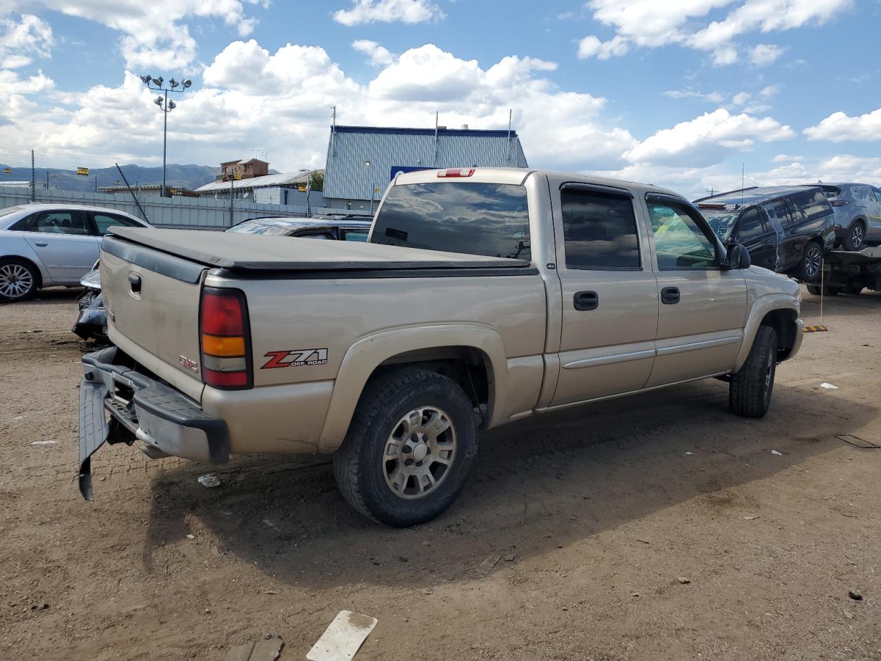 Lot #2869955576 2005 GMC NEW SIERRA