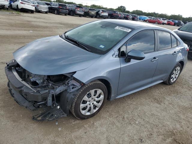 VIN 5YFEPMAE8NP335877 2022 Toyota Corolla, LE no.1