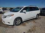 TOYOTA SIENNA LE photo