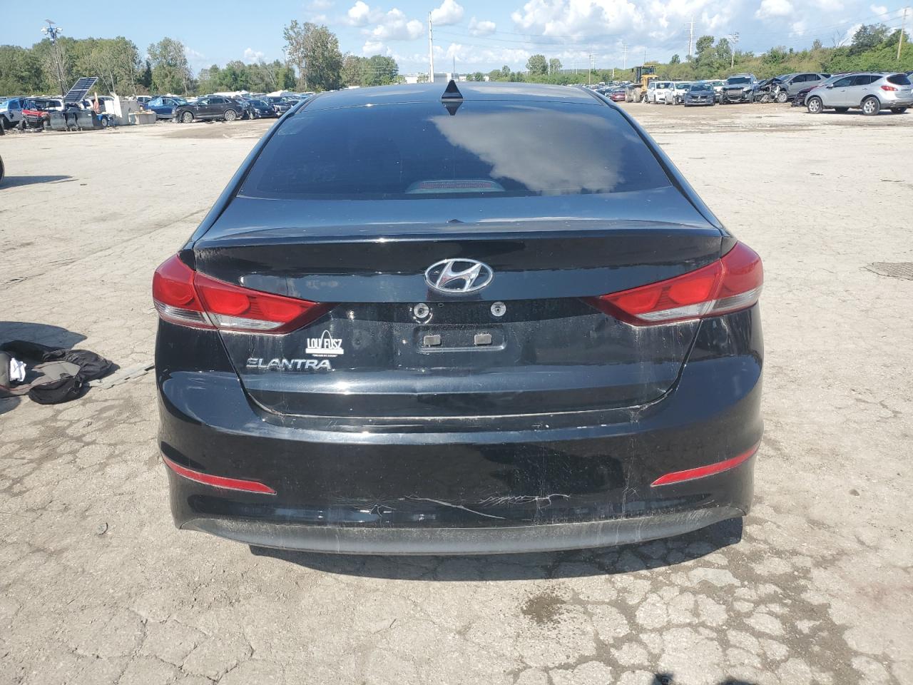 Lot #2859974166 2017 HYUNDAI ELANTRA SE