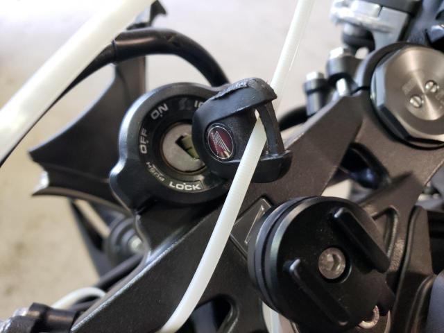 2017 HONDA CBR1000 RR JH2SC7700HK000585
