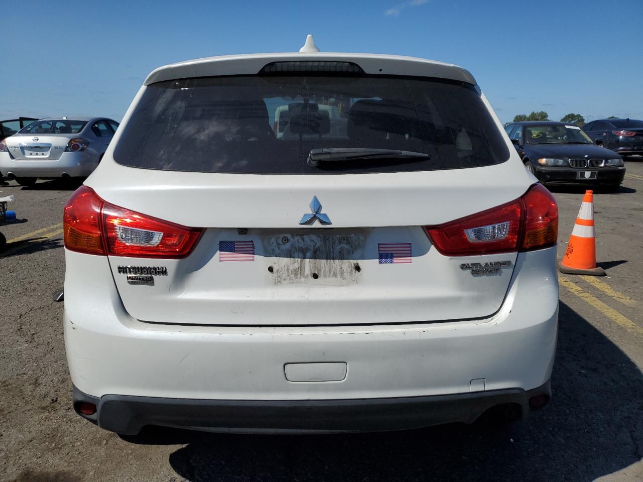 Lot #2978540204 2017 MITSUBISHI OUTLANDER