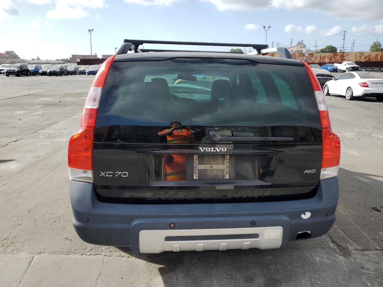 Lot #3033366804 2006 VOLVO XC70