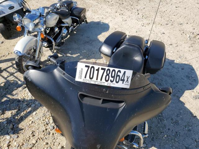 2017 HARLEY-DAVIDSON FLHX STREE - 1HD1KBC19HB660258