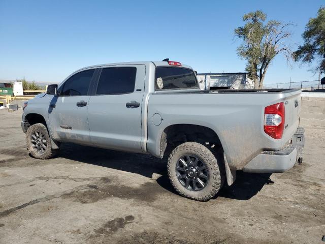 VIN 5TFDY5F19MX977626 2021 Toyota Tundra, Crewmax Sr5 no.2