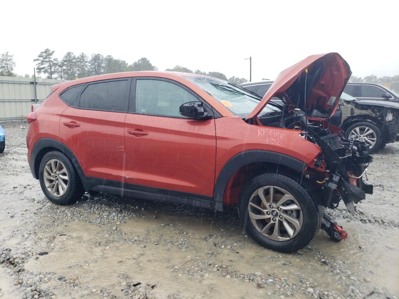 Lot #3028380821 2017 HYUNDAI TUCSON SE