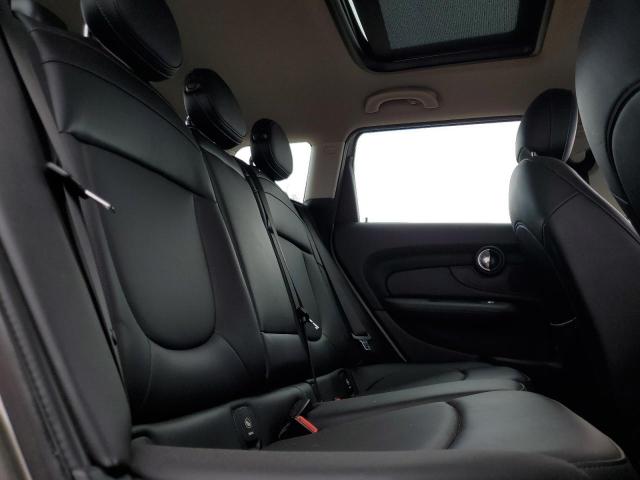 2016 MINI COOPER CLU - WMWLN5C55G2B28462