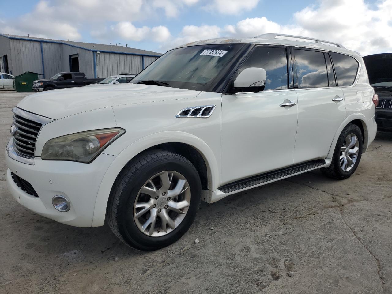 Infiniti QX80 2014 SUV