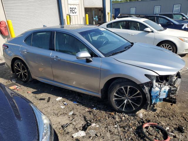 VIN 4T1B11HK5JU537616 2018 Toyota Camry, L no.4