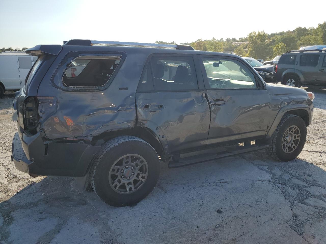 Lot #2912103604 2019 TOYOTA 4RUNNER SR