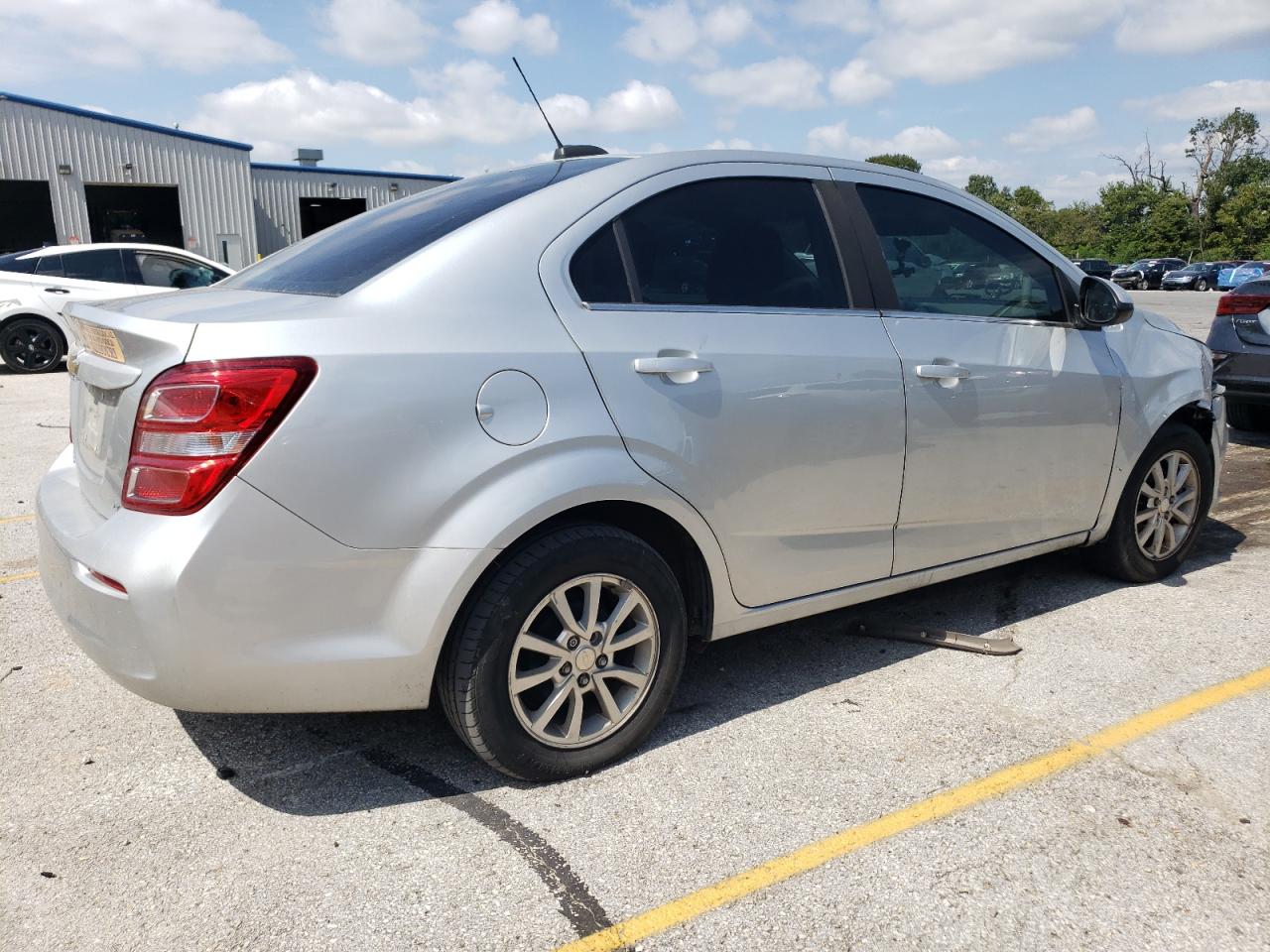 Lot #2926332412 2018 CHEVROLET SONIC LT