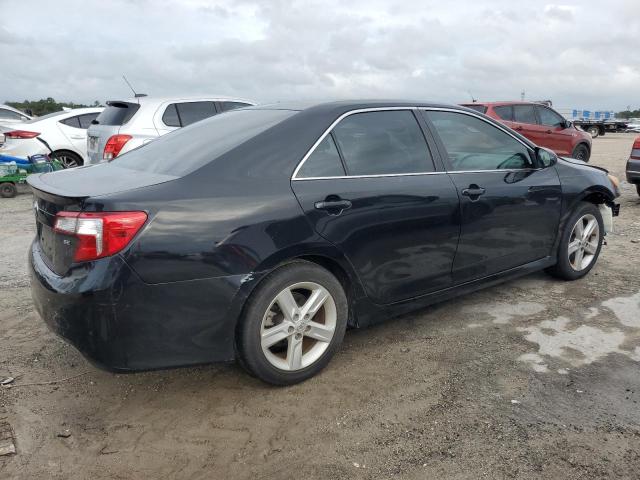 VIN 4T1BF1FK0EU836120 2014 Toyota Camry, L no.3