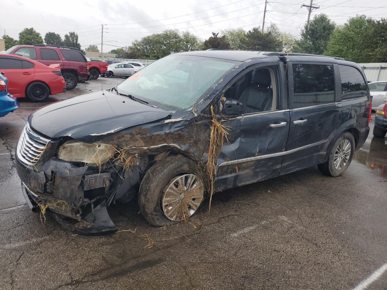  Salvage Chrysler Minivan