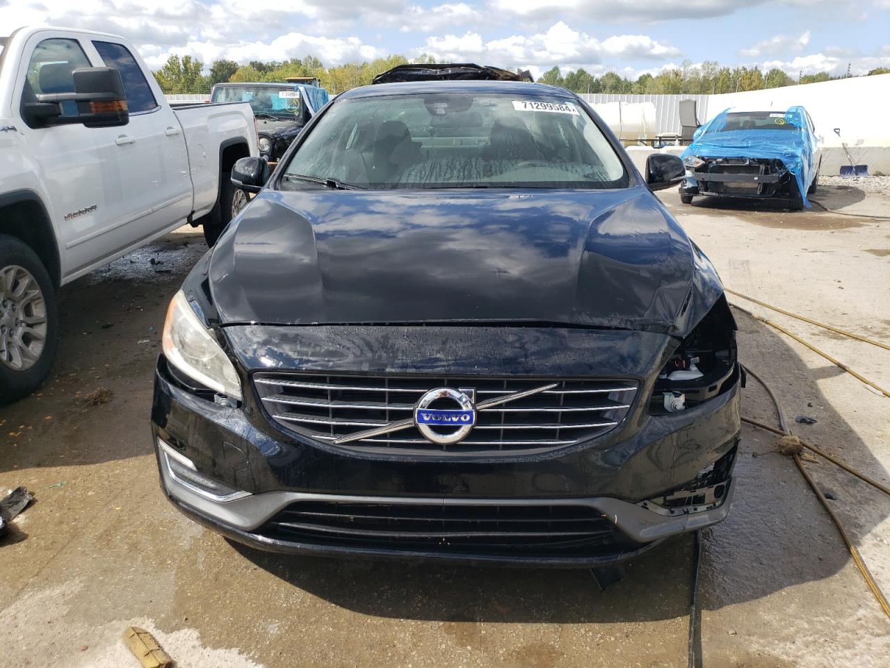 Lot #2923957964 2015 VOLVO S60