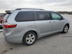 TOYOTA SIENNA LE снимка