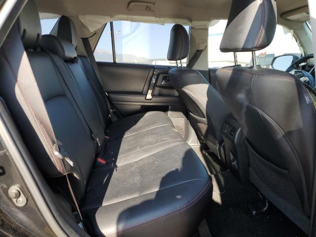 2022 TOYOTA 4RUNNER SR - JTERU5JR2N6043955