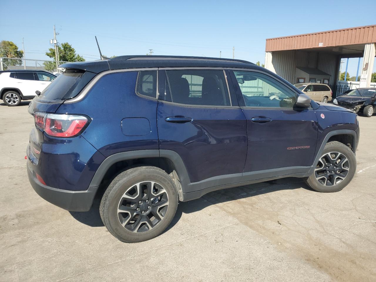 Lot #2945657176 2020 JEEP COMPASS TR