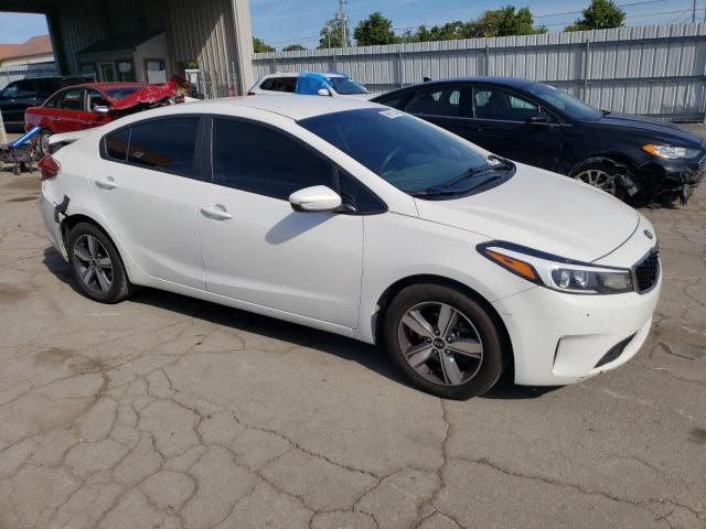 VIN 3KPFL4A79JE259308 2018 KIA Forte, LX no.4