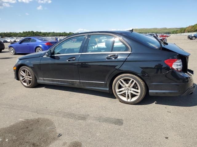 VIN WDDGF8AB7ER320307 2014 Mercedes-Benz C-Class, 3... no.2