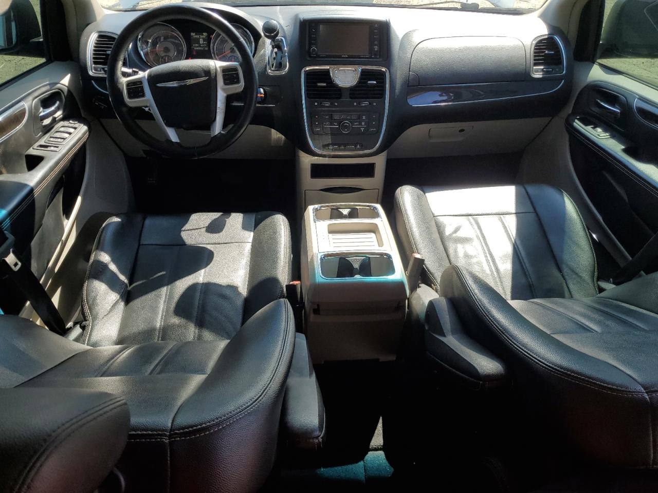 CHRYSLER TOWN & COUNTRY TOURING