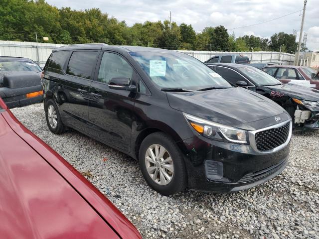 VIN KNDMB5C19H6305924 2017 KIA Sedona, LX no.4