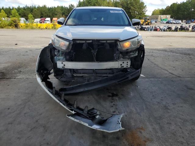 VIN 5TDBKRFH9FS147640 2015 Toyota Highlander, LE no.5