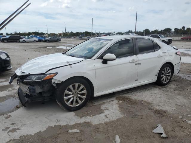 VIN JTNB11HK0J3034940 2018 Toyota Camry, L no.1