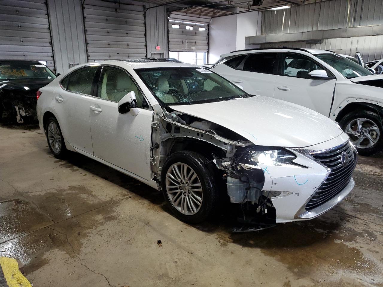 Lot #3026110123 2016 LEXUS ES 350