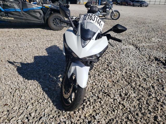 2015 YAMAHA YZFR3 MH3RH06Y5FK008221