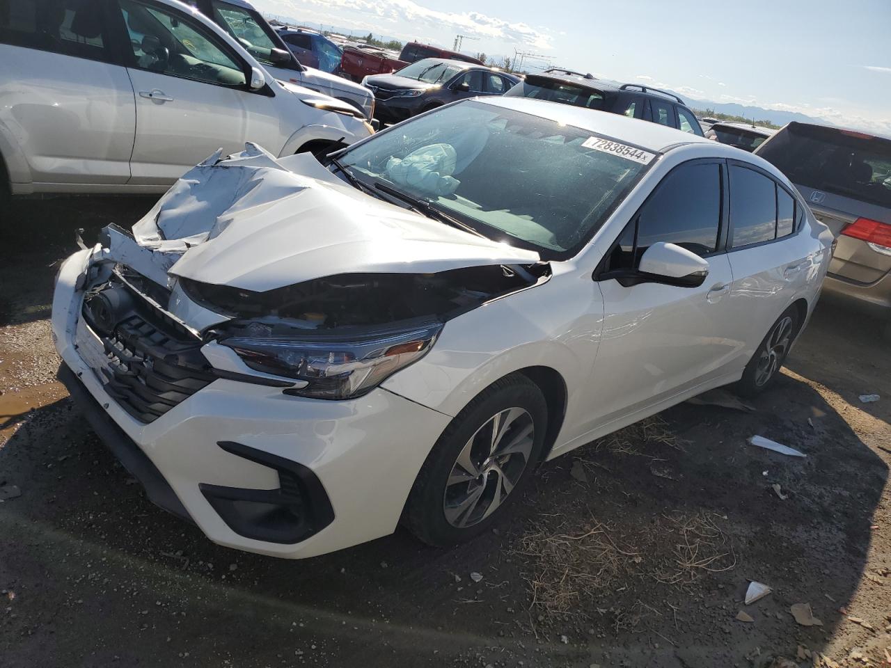  Salvage Subaru Legacy